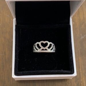Pandora heart tiara ring